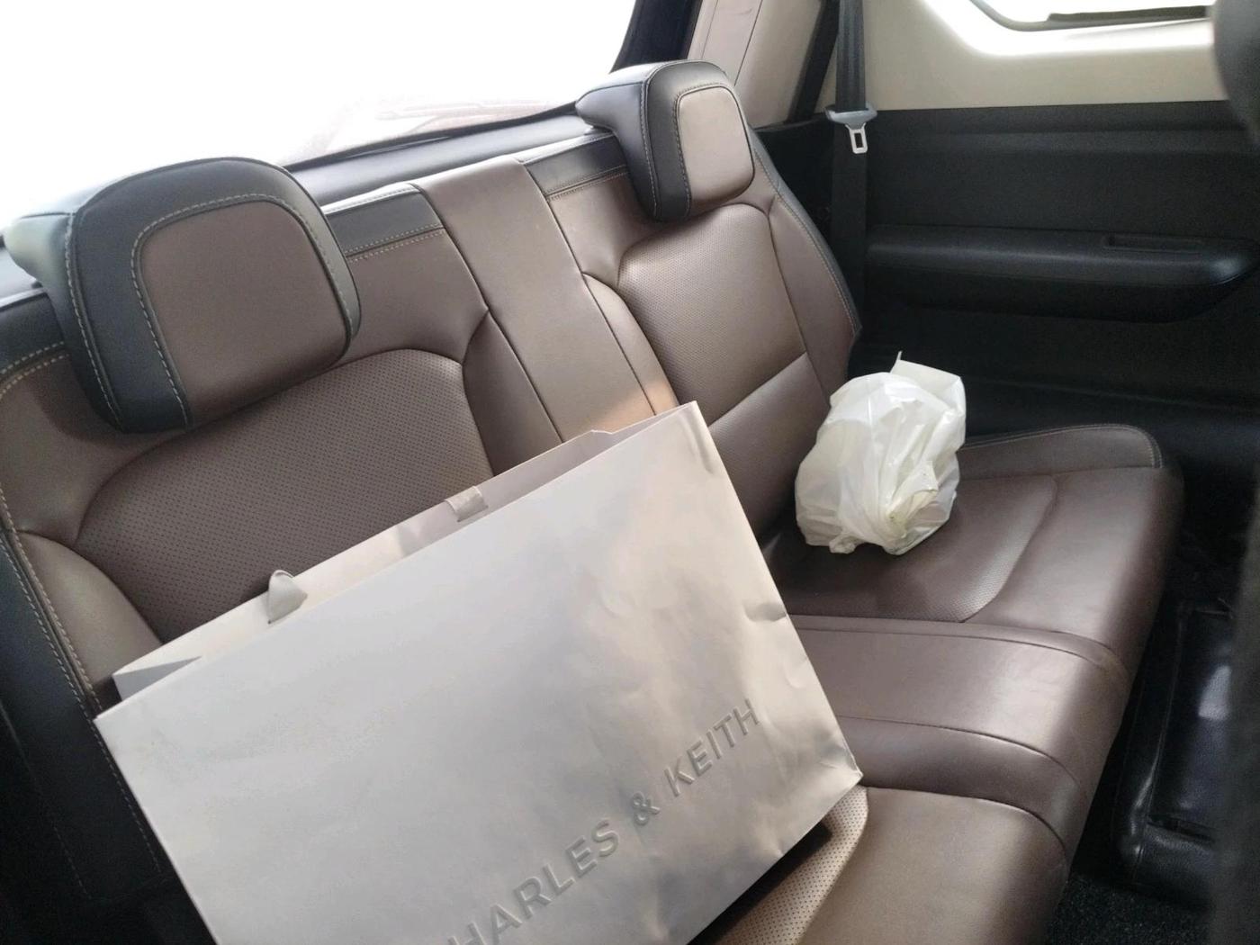 2023 Mahindra SCORPIO-N Z8 L DIESEL AT 2WD 6 STR, Diesel, Automatic, 89,398 km, interior
