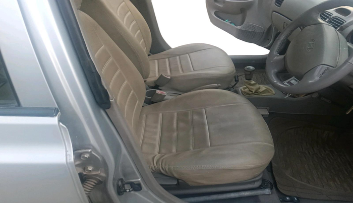 2011 Hyundai Accent EXECUTIVE, Petrol, Manual, 1,21,790 km, interior