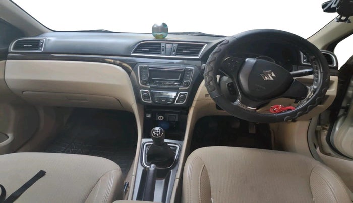 2016 Maruti Ciaz ZDI SHVS, Diesel, Manual, 72,536 km, interior