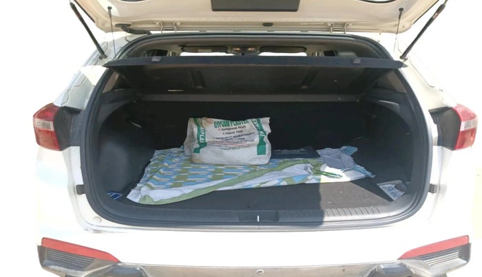 2017 Hyundai Creta E PLUS 1.6 PETROL, Petrol, Manual, 85,576 km, exterior