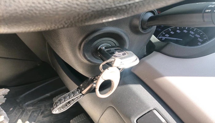 2017 Hyundai Creta E PLUS 1.6 PETROL, Petrol, Manual, 85,576 km, interior