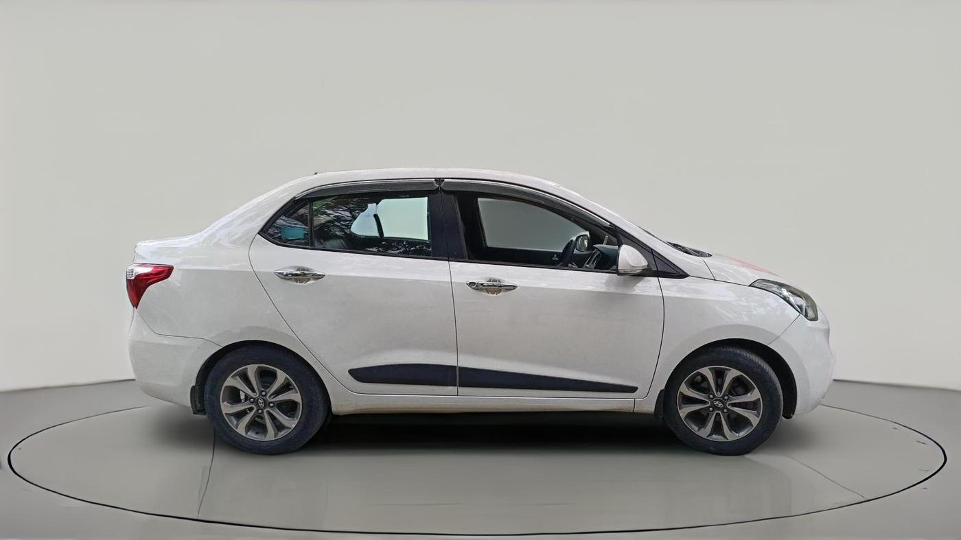 2018 Hyundai Xcent SX 1.2 (O), CNG, Manual, 65,600 km, exterior