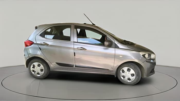 2018 Tata Tiago XT PETROL, Petrol, Manual, 94,852 km, exterior