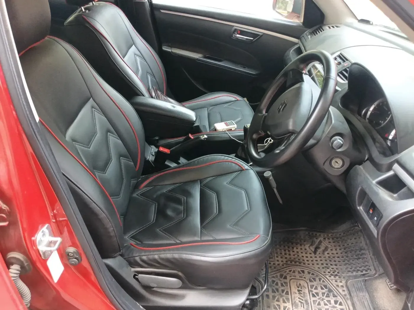 2015 Maruti Swift VXI, Petrol, Manual, 64,799 km, interior