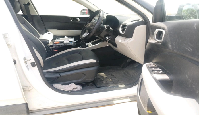2024 Hyundai VENUE S Plus 1.2 Petrol MT, Petrol, Manual, 11,473 km, interior