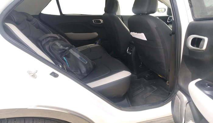 2024 Hyundai VENUE S Plus 1.2 Petrol MT, Petrol, Manual, 11,473 km, interior