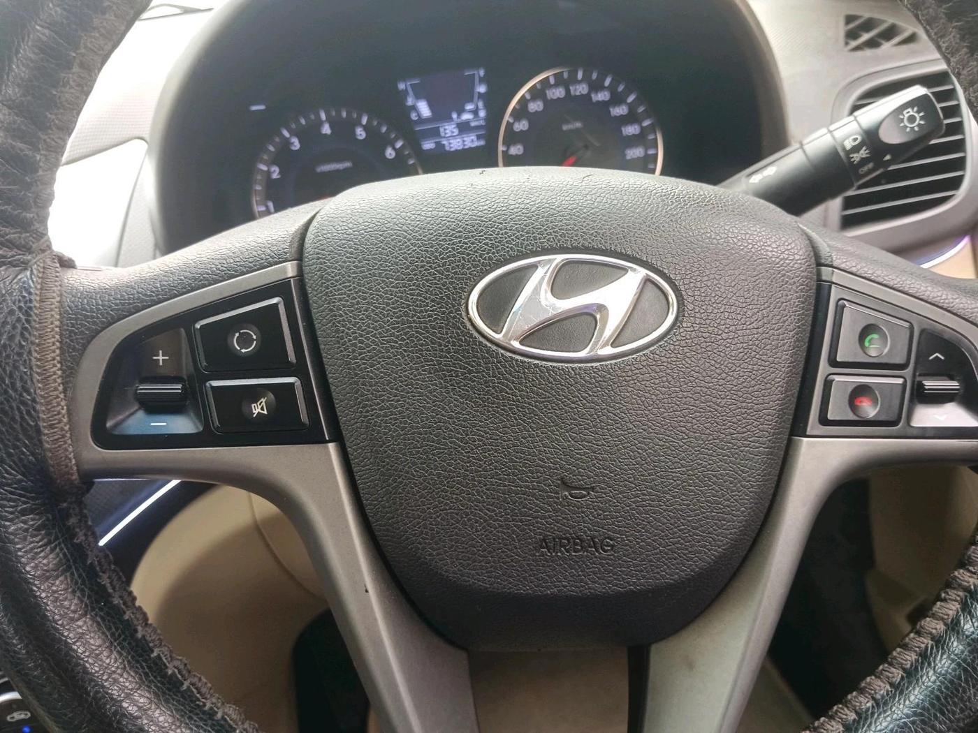 2016 Hyundai Verna 1.6 VTVT S, Petrol, Manual, 73,830 km, interior