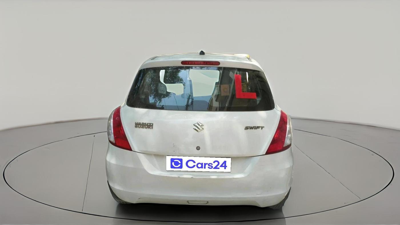 2017 Maruti Swift LXI (O), Petrol, Manual, 1,21,731 km, exterior