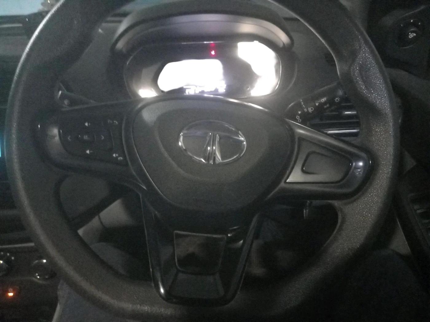 2023 Tata Tiago XTA PETROL, Petrol, Automatic, 27,001 km, interior