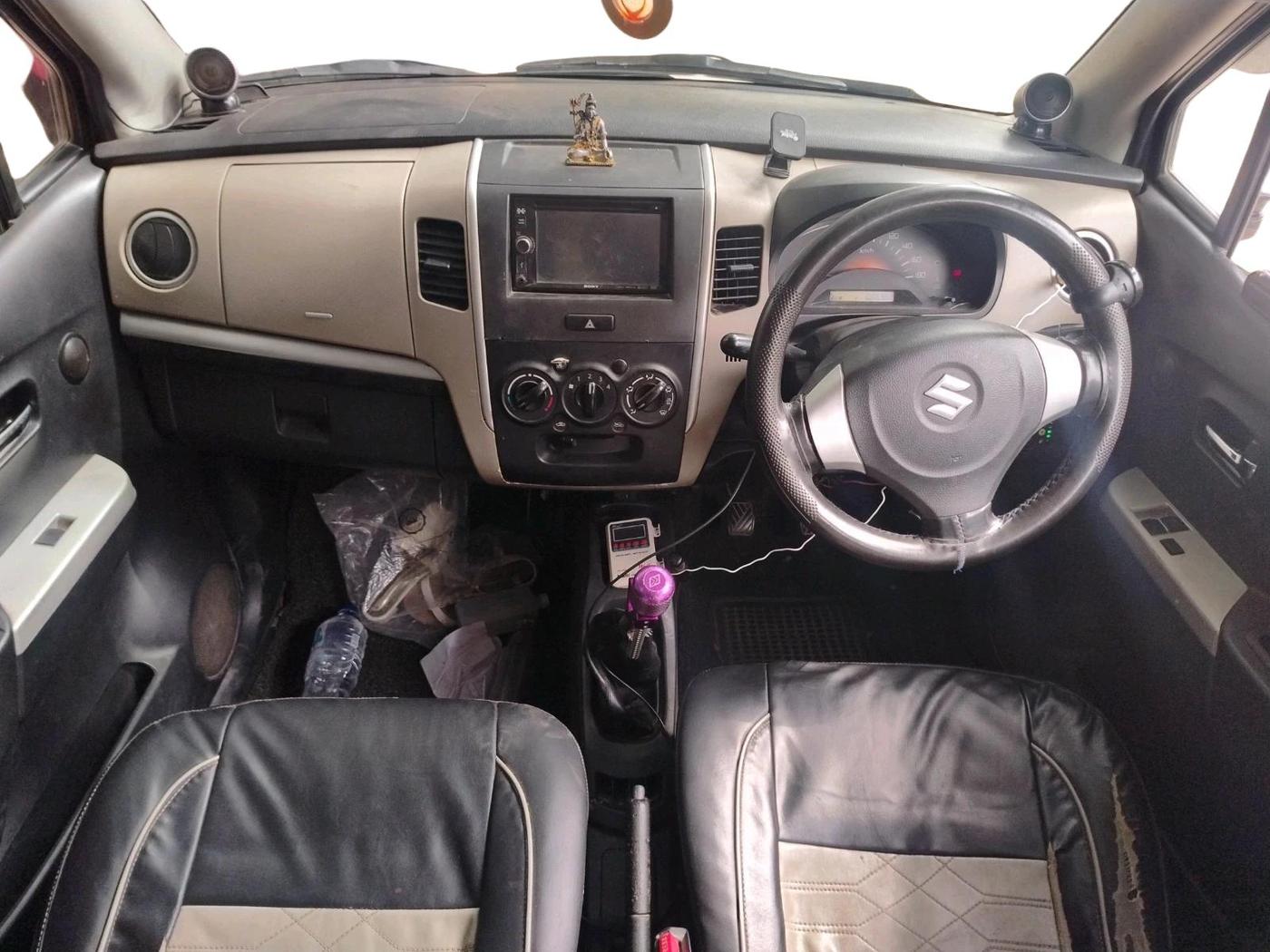2015 Maruti Wagon R 1.0 LXI CNG, CNG, Manual, 1,07,030 km, interior