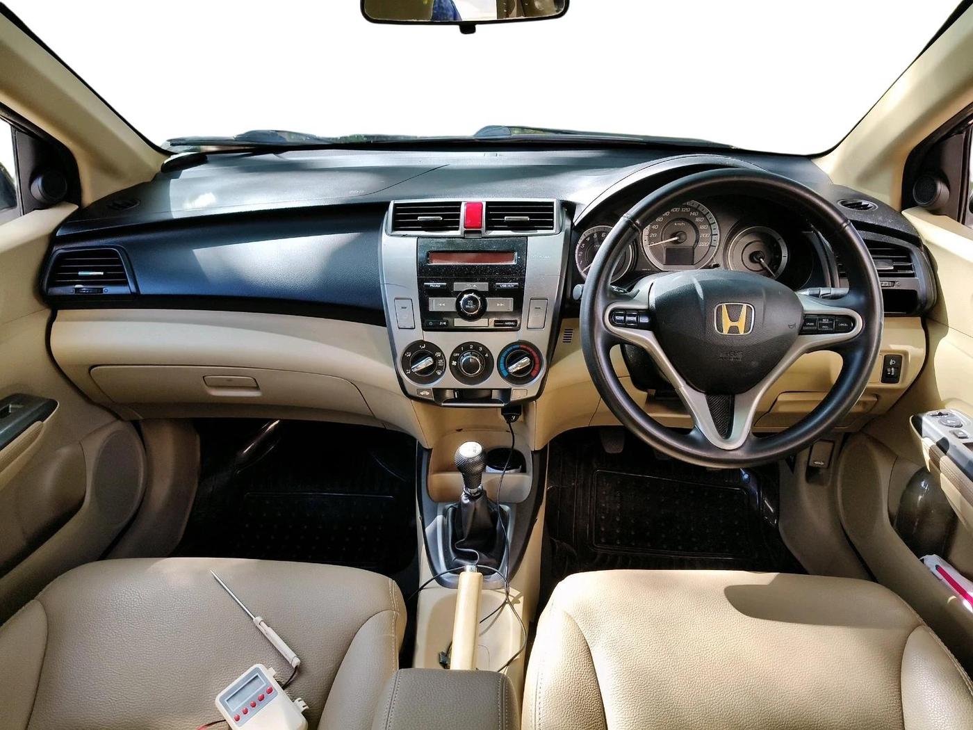 2012 Honda City 1.5L I-VTEC V MT, Petrol, Manual, 1,08,076 km, interior