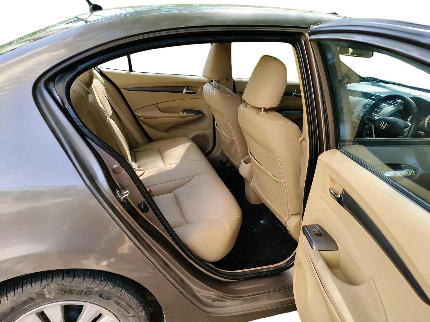 2012 Honda City 1.5L I-VTEC V MT, Petrol, Manual, 1,08,076 km, interior