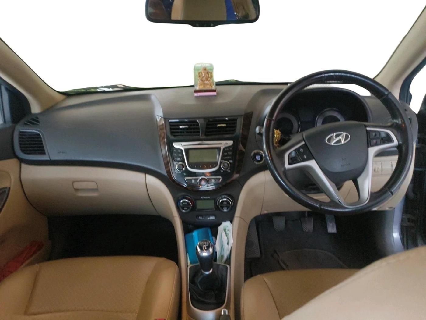 2014 Hyundai Verna FLUIDIC 1.6 VTVT SX, Petrol, Manual, 57,885 km, interior