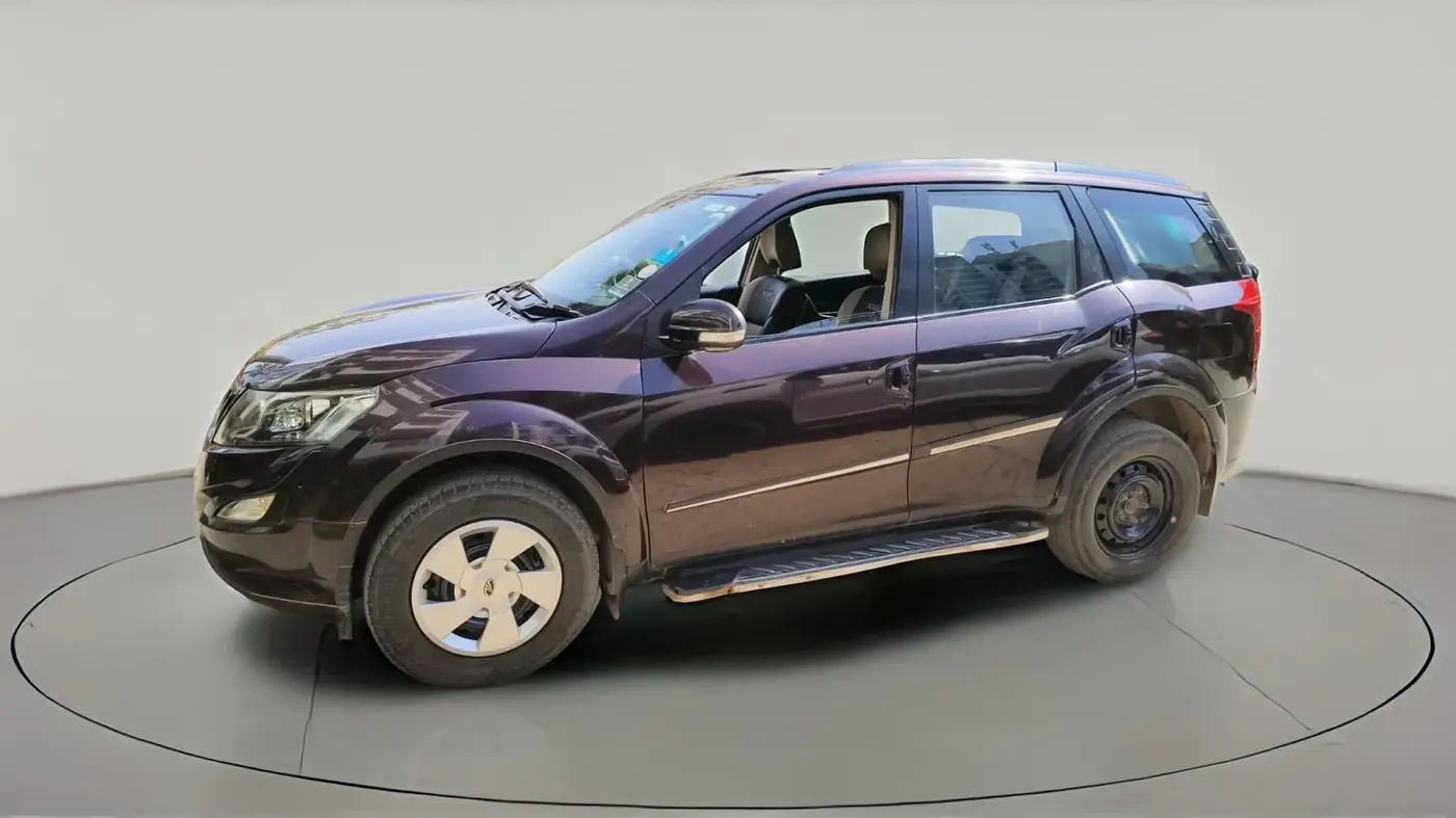 2016 Mahindra XUV500 W10 1.99, Diesel, Manual, 93,966 km, exterior