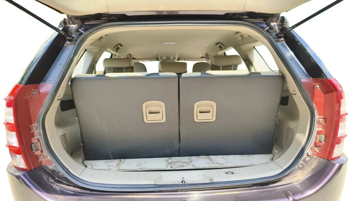 2016 Mahindra XUV500 W10 1.99, Diesel, Manual, 93,966 km, exterior