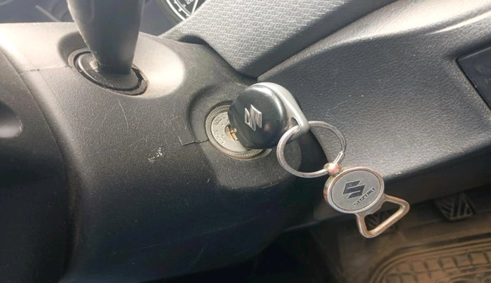 2017 Maruti Vitara Brezza VDI (O), Diesel, Manual, 95,001 km, interior