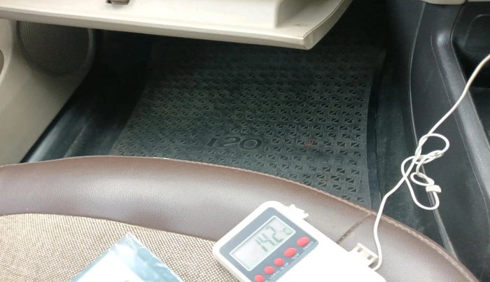 2013 Hyundai i20 SPORTZ 1.2, Petrol, Manual, 73,033 km, interior