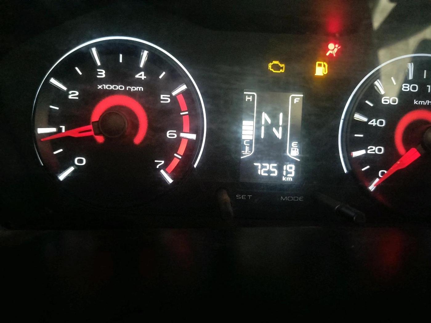 2016 Mahindra Kuv100 K6 PLUS 6 STR, Petrol, Manual, 72,519 km, interior