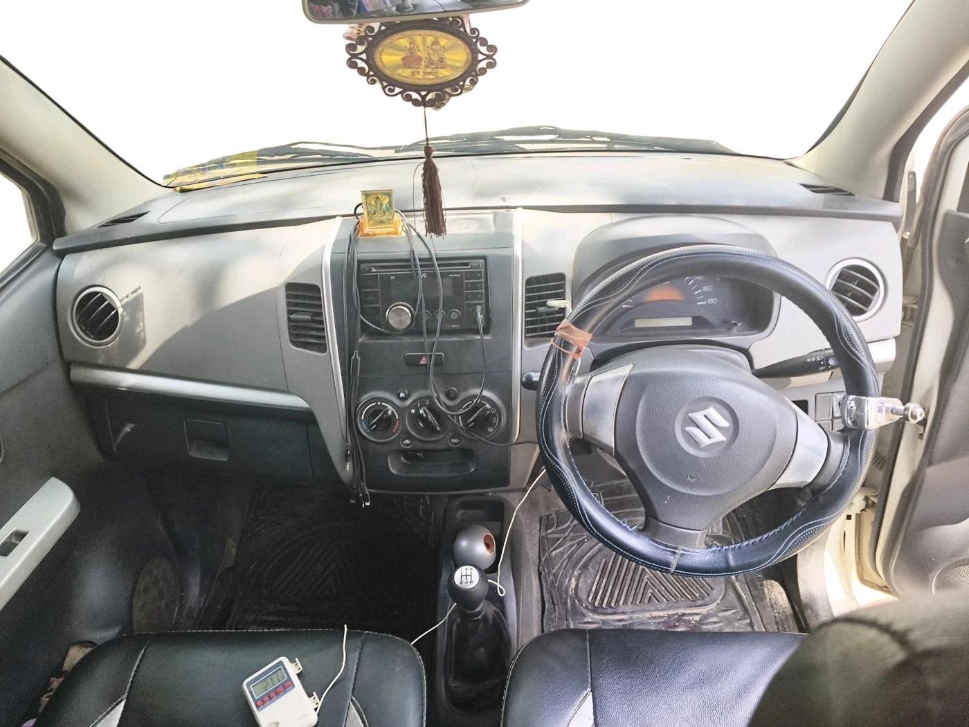 2011 Maruti Wagon R 1.0 LXI, CNG, Manual, 69,866 km, interior