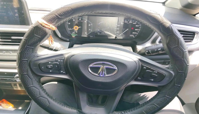2021 Tata ALTROZ XT PETROL, Petrol, Manual, 23,943 km, interior