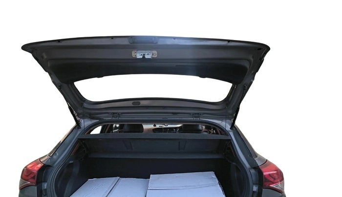 2016 Hyundai Elite i20 SPORTZ 1.2, Petrol, Manual, 1,28,496 km, exterior