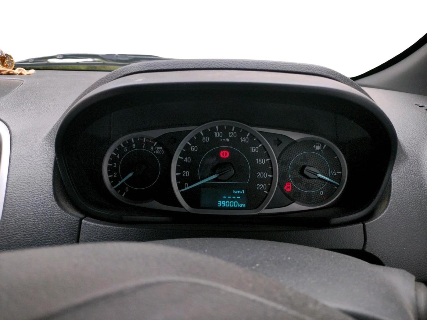2019 Ford FREESTYLE TREND 1.2 PETROL, Petrol, Manual, 39,000 km, interior