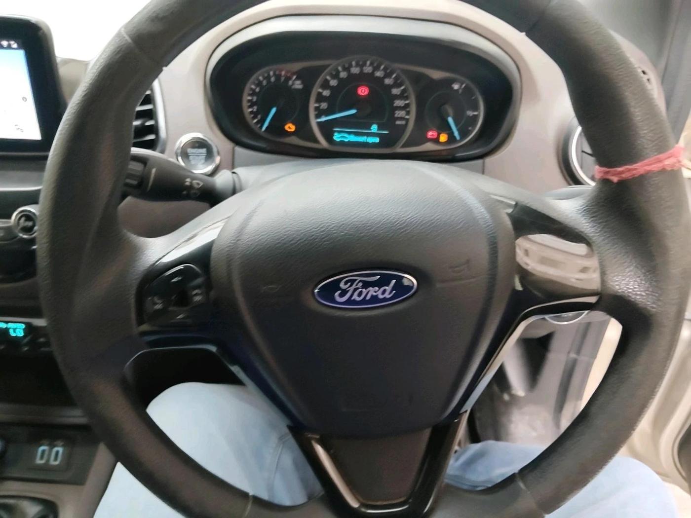 2018 Ford FREESTYLE TITANIUM PLUS 1.2 PETROL, Petrol, Manual, 76,381 km, interior