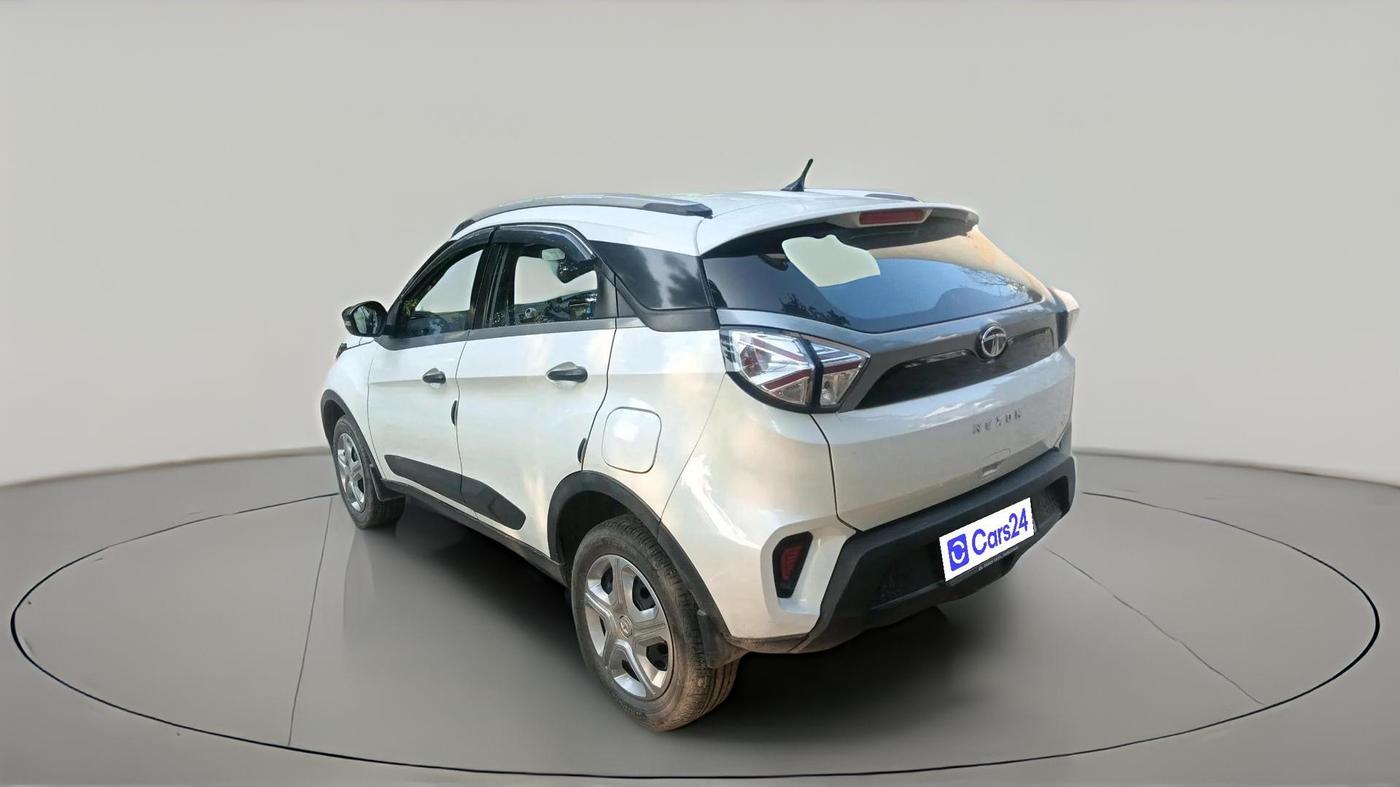 2022 Tata NEXON XM SUNROOF PETROL, Petrol, Manual, 46,849 km, exterior