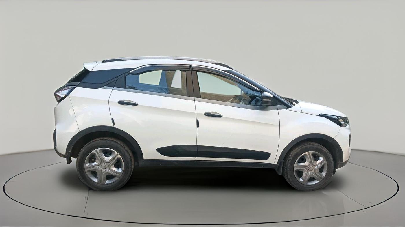 2022 Tata NEXON XM SUNROOF PETROL, Petrol, Manual, 46,849 km, exterior