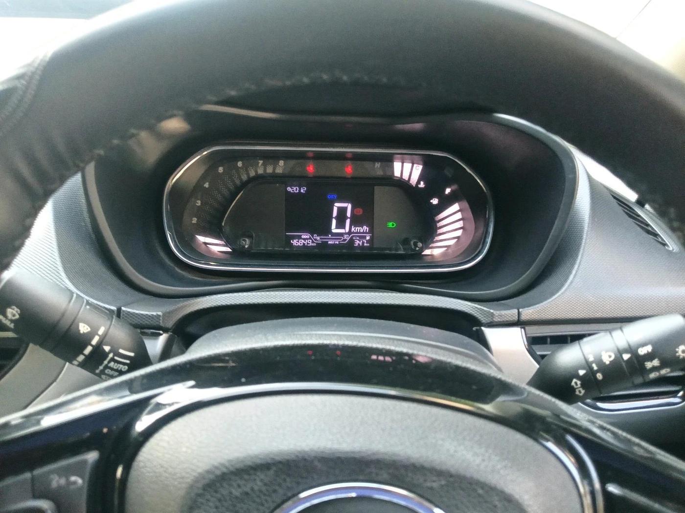 2022 Tata NEXON XM SUNROOF PETROL, Petrol, Manual, 46,849 km, interior