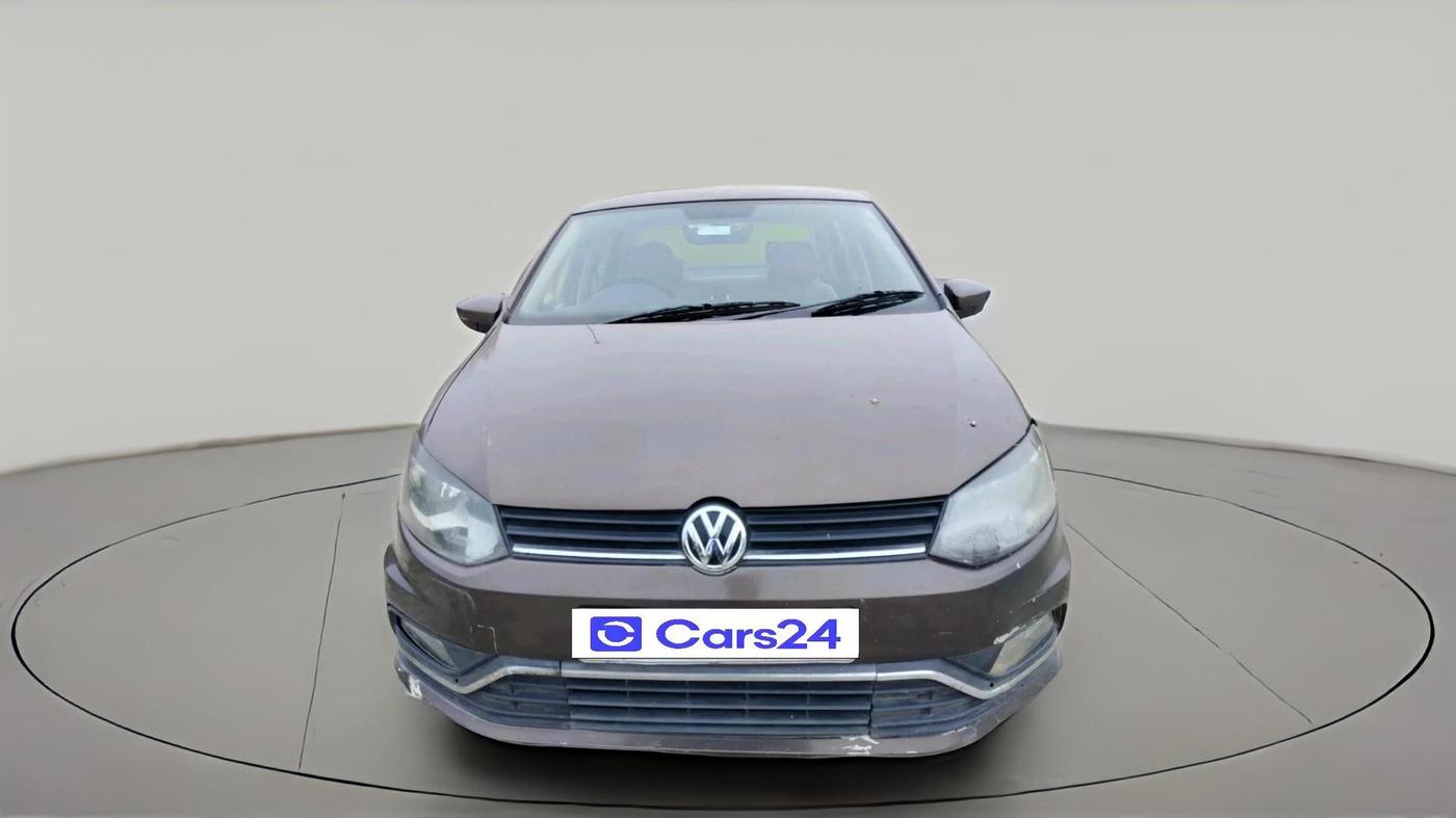 2016 Volkswagen Ameo HIGHLINE1.2L, Petrol, Manual, 1,42,518 km, exterior