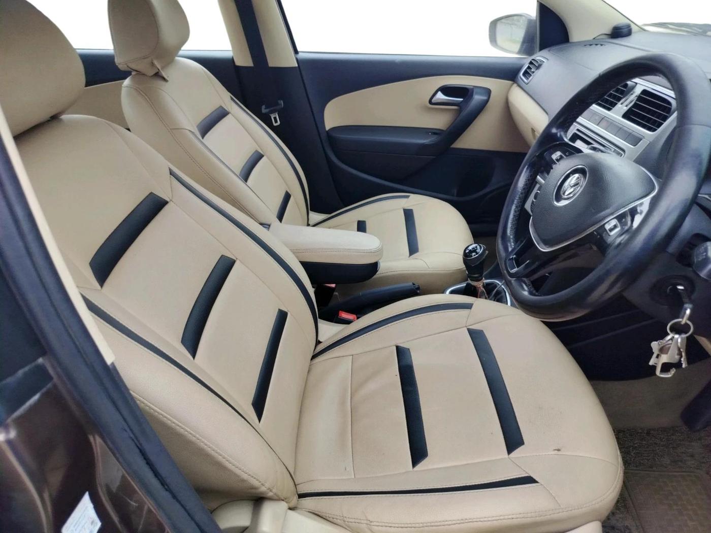 2016 Volkswagen Ameo HIGHLINE1.2L, Petrol, Manual, 1,42,518 km, interior