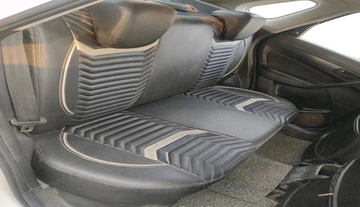 2018 Maruti Vitara Brezza VDI, Diesel, Manual, 1,62,169 km, interior