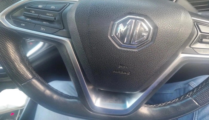 2020 MG HECTOR SHARP 1.5 DCT PETROL, Petrol, Automatic, 1,03,474 km, interior