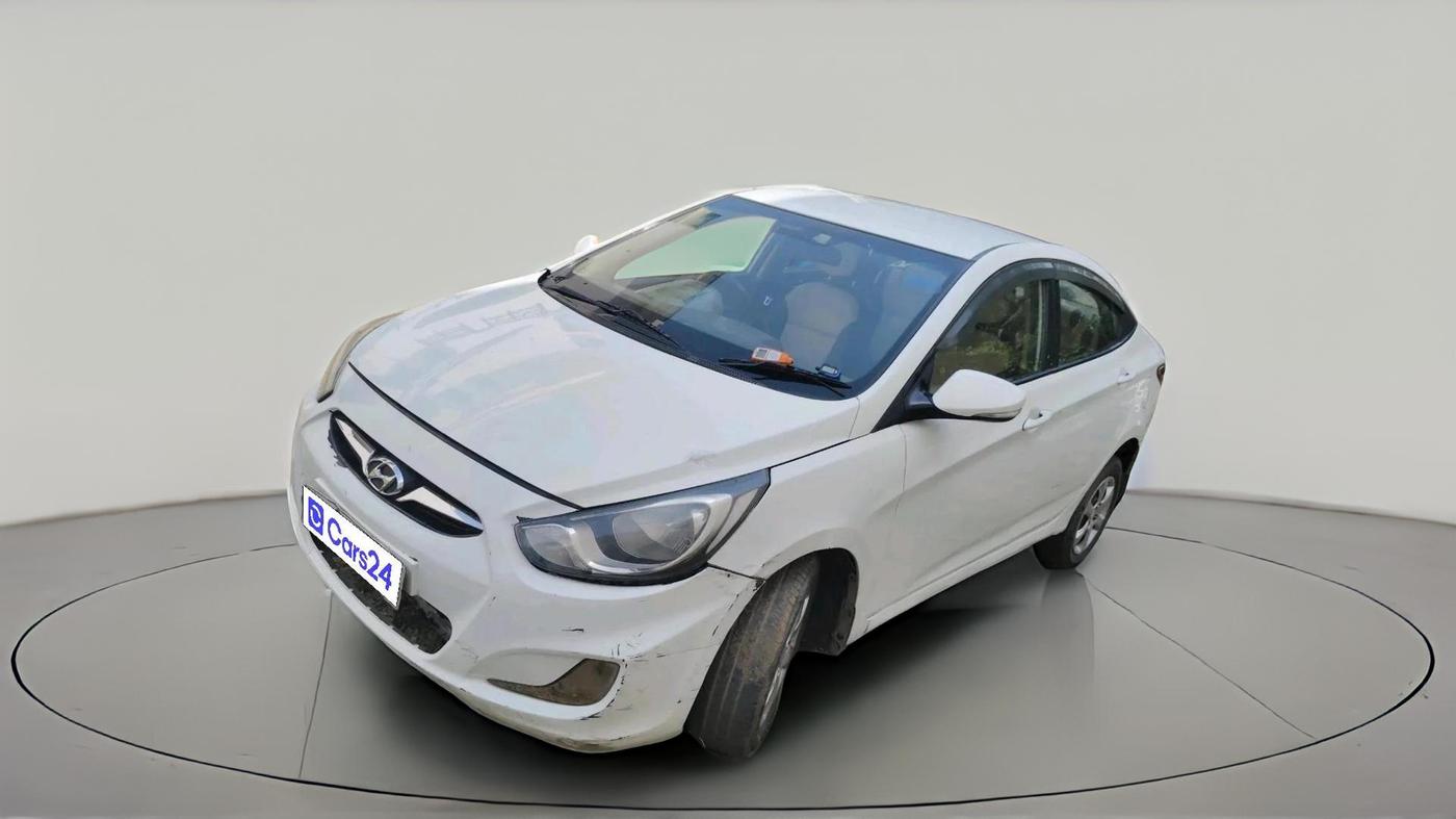 2012 Hyundai Verna FLUIDIC 1.6 VTVT, Petrol, Manual, 1,59,841 km, exterior