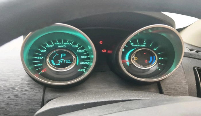 2018 Mahindra XUV500 W9 AT, Diesel, Automatic, 74,170 km, interior
