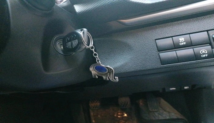 2023 Maruti BREZZA VXI SMART HYBRID, Petrol, Manual, 36,411 km, interior