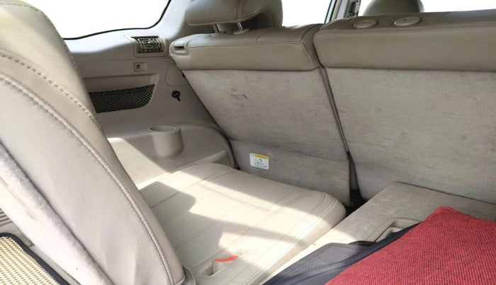 2016 Mahindra XUV500 W8 1.99, Diesel, Manual, 1,31,580 km, interior