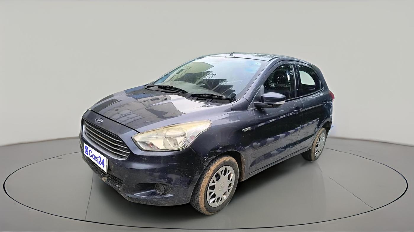 2015 Ford New Figo TREND 1.2 PETROL, Petrol, Manual, 1,37,990 km, exterior