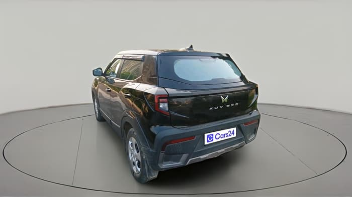 2024 Mahindra XUV 3XO MX3 1.2 L TCMPFi, Petrol, Manual, 37,685 km, exterior