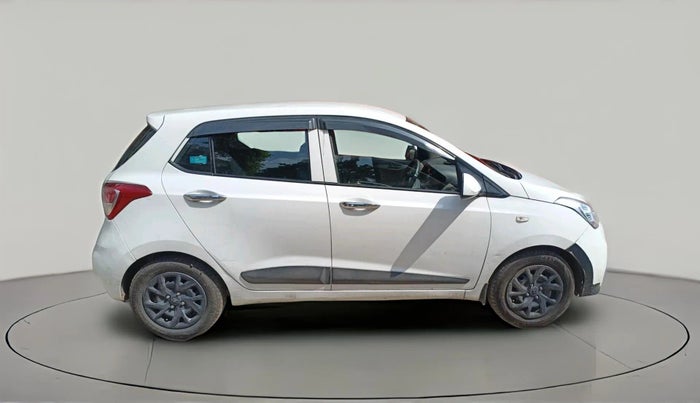 2017 Hyundai Grand i10 MAGNA 1.2 KAPPA VTVT, CNG, Manual, 70,817 km, exterior