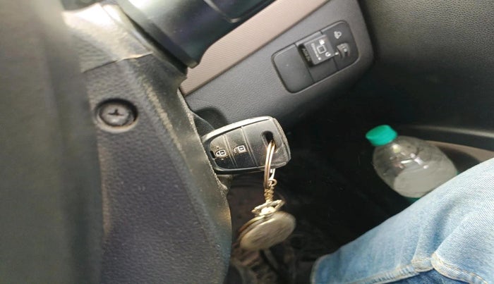 2017 Hyundai Grand i10 MAGNA 1.2 KAPPA VTVT, CNG, Manual, 70,817 km, interior