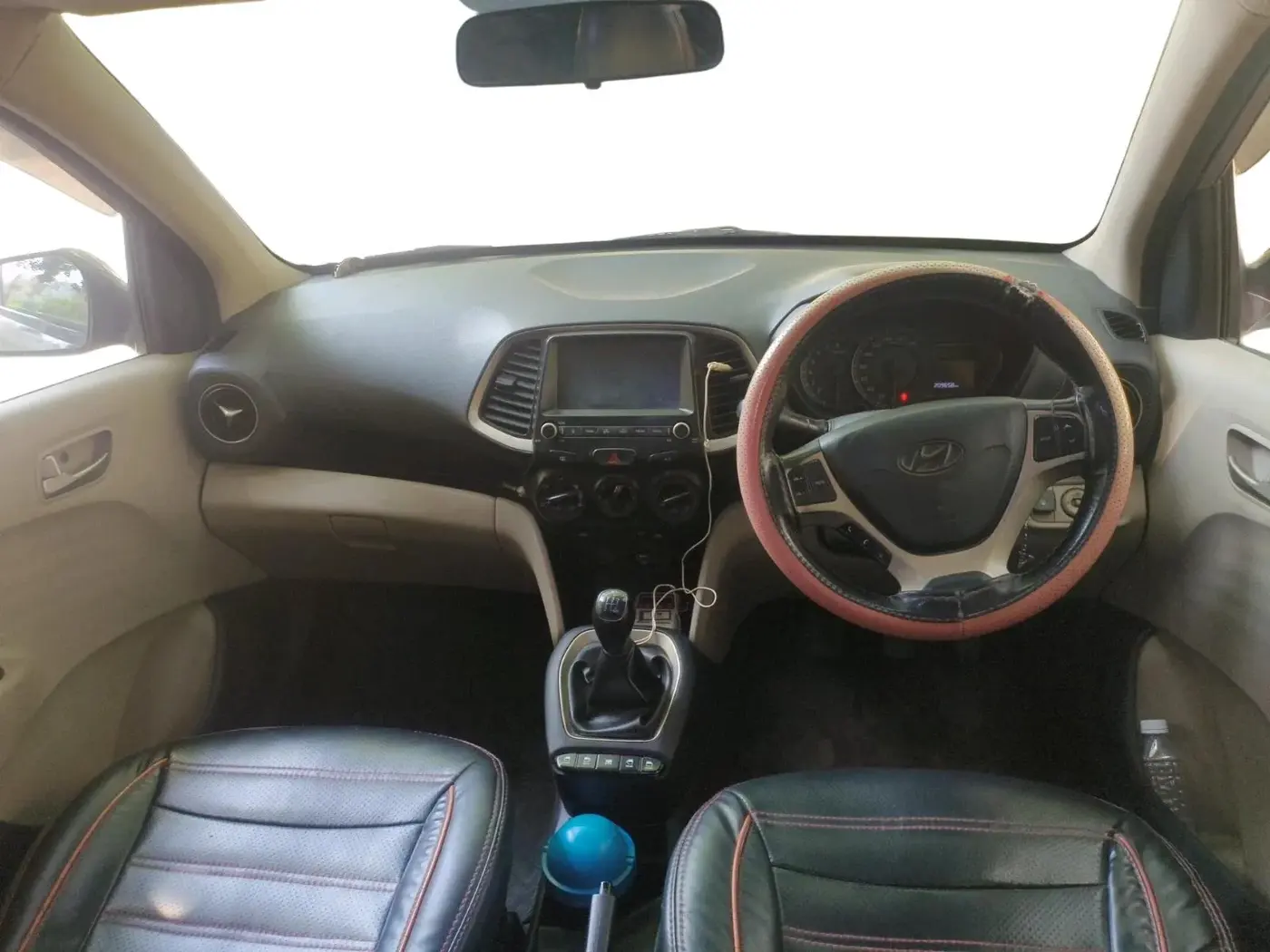 2018 Hyundai NEW SANTRO SPORTZ CNG, CNG, Manual, 2,09,660 km, interior