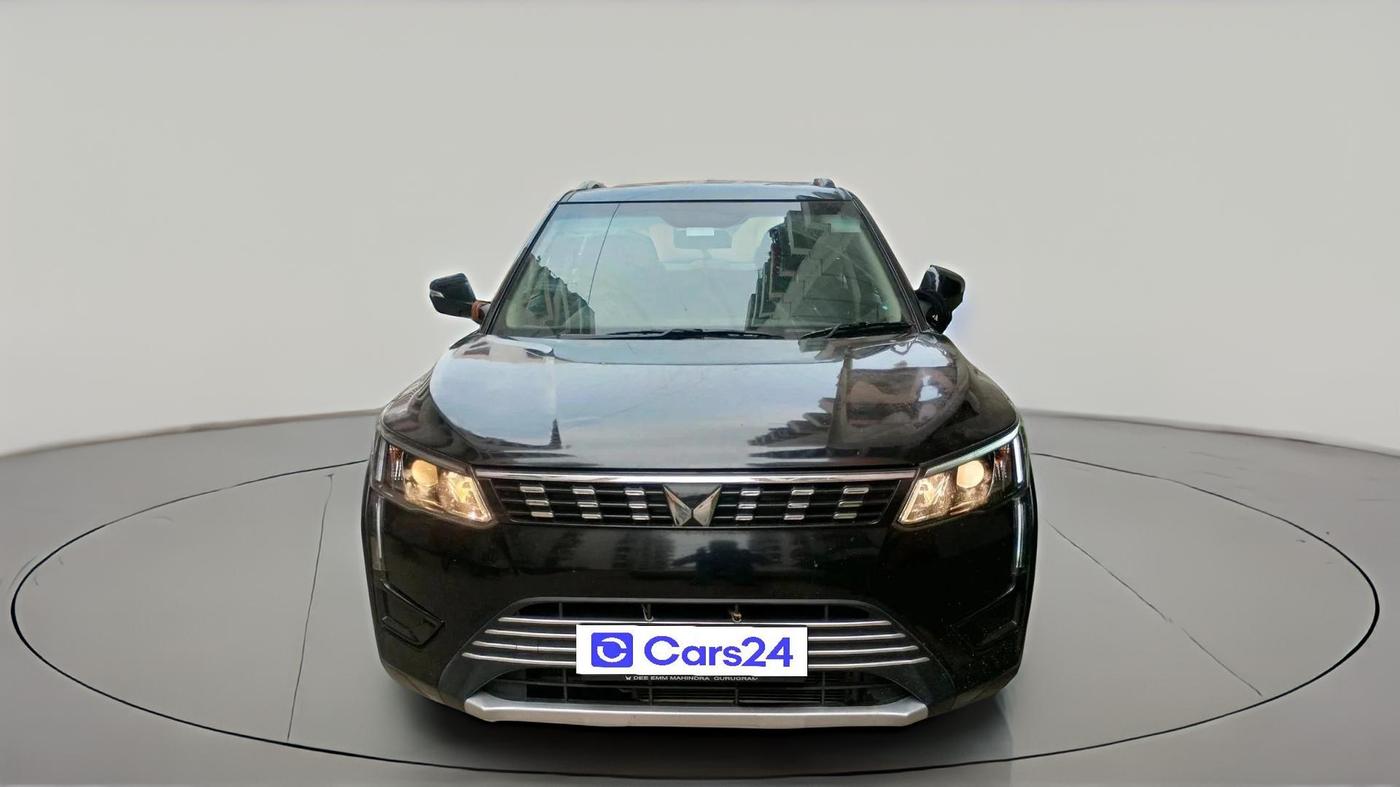2023 Mahindra XUV300 W8 1.5 DIESEL, Diesel, Manual, 9,410 km, exterior