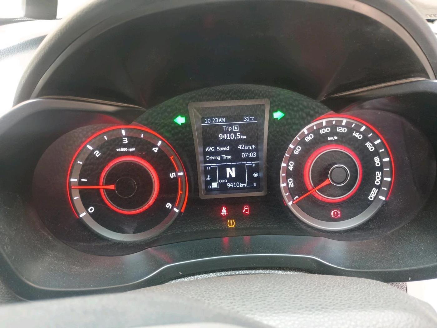 2023 Mahindra XUV300 W8 1.5 DIESEL, Diesel, Manual, 9,410 km, interior