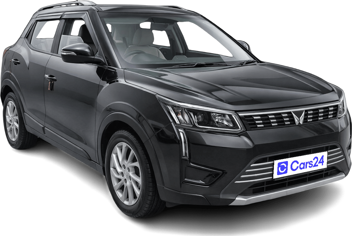 2023 Mahindra XUV300 - SUV - Diesel - Manual - ₹11.68 lakh