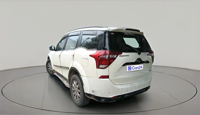 2018 Mahindra XUV500 W9, Diesel, Manual, 91,066 km, exterior