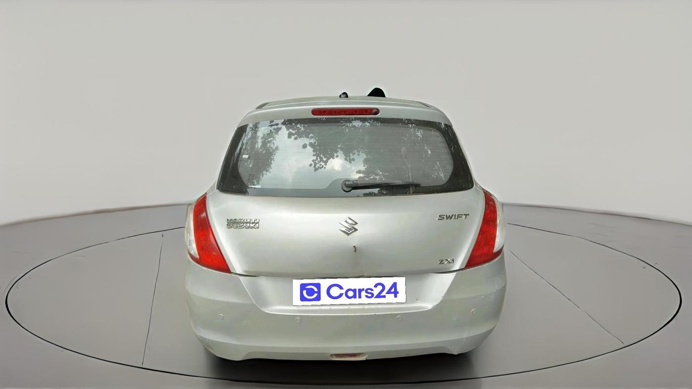 2014 Maruti Swift ZXI, CNG, Manual, 1,02,379 km, exterior