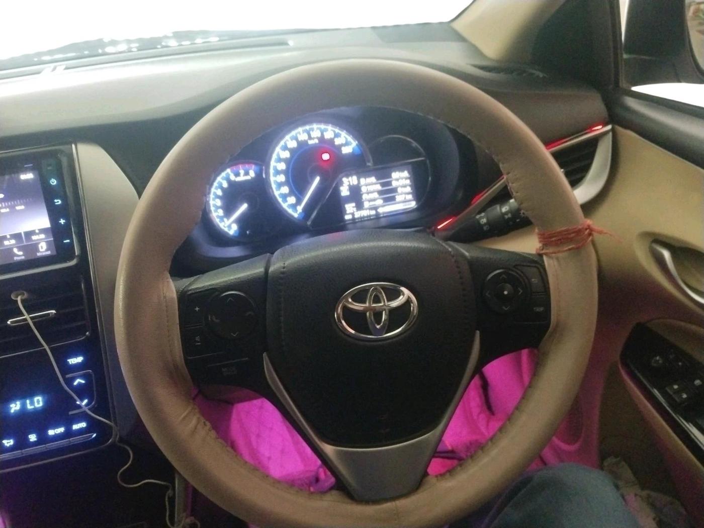 2018 Toyota YARIS G CVT, Petrol, Automatic, 37,701 km, interior