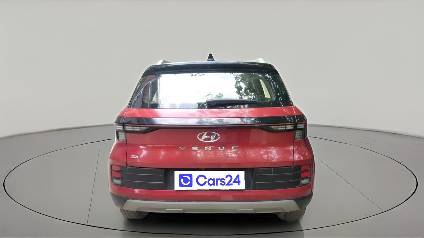 2022 Hyundai VENUE SX 1.5 CRDI DUAL TONE, Diesel, Manual, 51,698 km, exterior